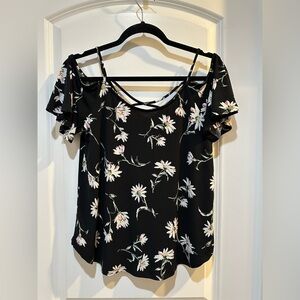 Kaleigh Black Floral Off Shoulder Top Size Medium